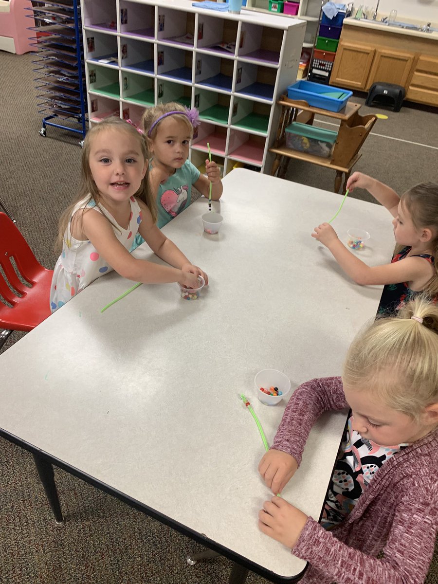 PuntneyKimberly's tweet photo. Shhh donโt tell them they are learning and improving their fine motor skills. @NorfolkCatholic #Iisforinchworm #hiddenlearning #smorelesrning https://t.co/QWSKU16pcu