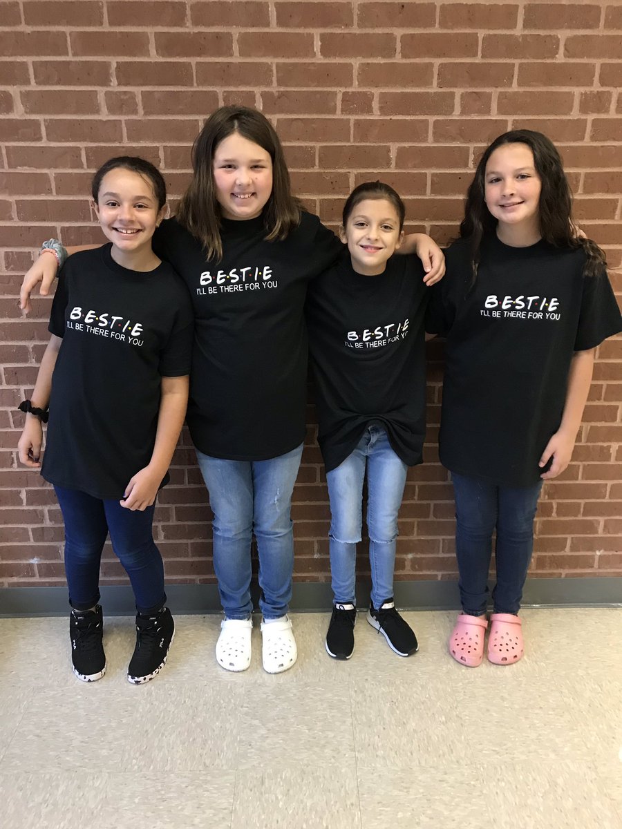 Mrs_C_Butcher's tweet photo. Students loved twin day! #TheresNoPlaceLikeHOMEcoming #SweetSuccessSTMS https://t.co/0aYjKXhhtM