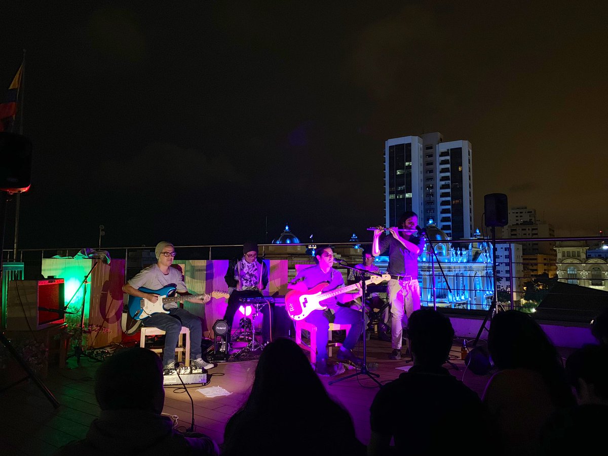 Fonghulé da inicio a la edición 50 de #SofarGuayaquil, con una vista hermosa de la ciudad. #SofarSounds