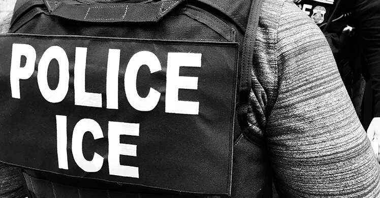 CDNPosts's tweet photo. No Sanctuary: ICE arrests more than 80 criminal aliens, including rapists and child molesters, during operation in New York City area ... https://t.co/JtZSamqLPW #illegalaliens #illegalimmigration #newyorkcity #usimmigrationandcustomsenforcement https://t.co/EUnnrUx9t2