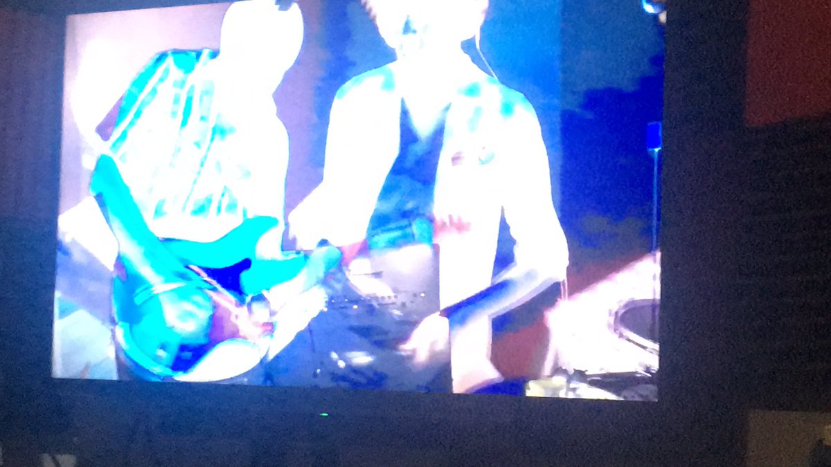 Tlaxcala tiene escaleras eléctricas y <a href="/OldShaggyMX/">Old Shaggy</a> hay que saber valorar por favor.