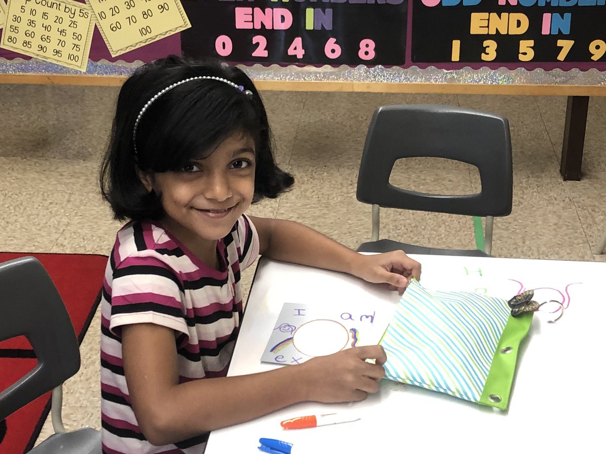 Mrs_Ps_class's tweet image. #SoftEntry is a great way to start our day. @tbc_schools  @TBCDSB_Hornets @OECTAProv