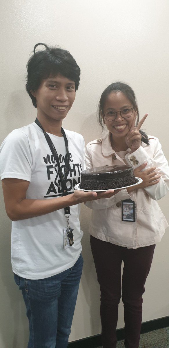 Kookiejane2's tweet photo. Happy Birthday Cath Cueto!
Cheers to more success, awesome health and sweetest love! Thank you for all that you do! @LeFelineBoss https://t.co/PralJbUWtW