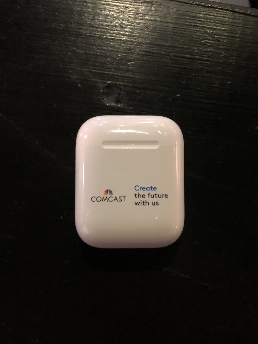 BigTravelPanda's tweet photo. Went back to get my MBA to help create a more diverse, inclusive world. Came to Houston looking to find companies that shared my vision, but at least I came away with a pair of headphones courtesy of #comcast @comcast, thank you. https://t.co/fg1Ifp1vdN