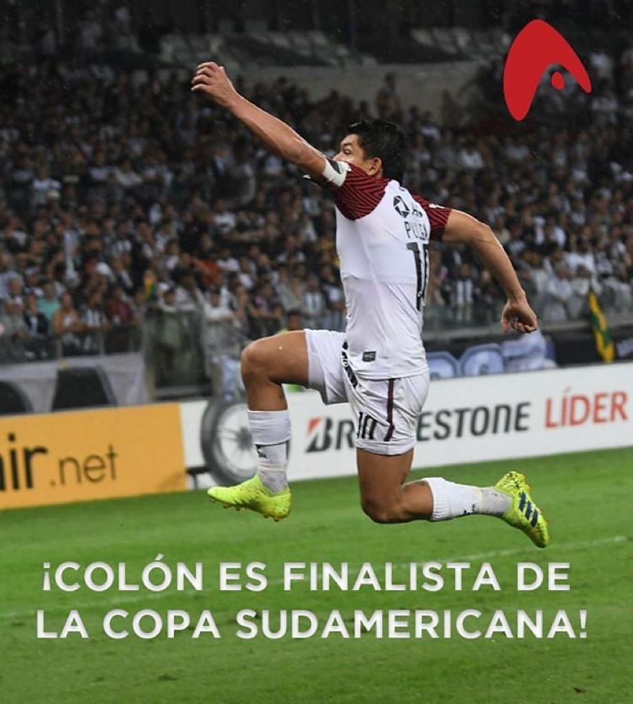 NicoMichea's tweet photo. Felicitaciones por esta gran alegría a mis amigos y amigas sabaleras. Mención especial para dos súper colonistas @martinscalzo y @pauloricci28.
#ColonALaFinal #CopaSudamericana https://t.co/9d6wA6adIh
