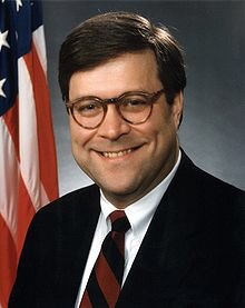 Middle-aged Oliver Reed as young Bill Barr