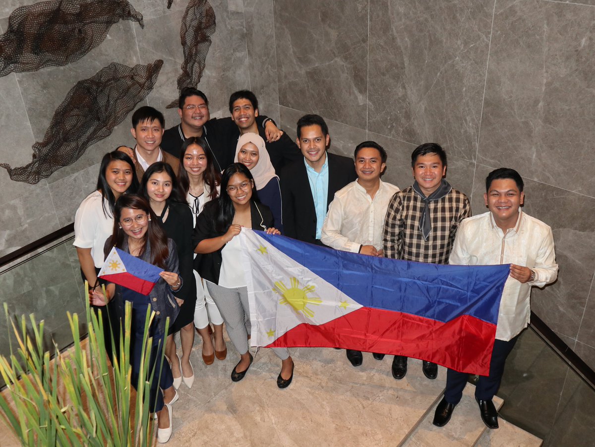 PraxisPH's tweet photo. Achieving progress while working for the well-being of people? That was the main question in the two-day session on community development that was facilitated by our own managing partner, @samjavier, for the JP delegates and PH youth interactors of #INDEX2019, Sept 23-24 https://t.co/d0tBxdXrR6