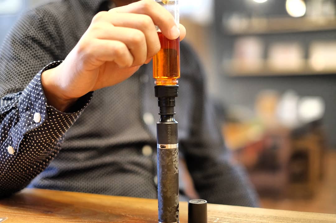 himeji_vape's tweet photo. 簡単ドリップ💡
Wotofo Easy Fill Drip Cap
RDAのトップキャップを外さずリキッドのチャージが可能な便利アイテム☺
VAPE STORE ALFALFA
今日も通常営業です
12:00~20:00
#姫路VAPE #姫路電子タバコ #兵庫vape #兵庫電子タバコ #wotofo #easydrip https://t.co/klnfc5LKuk