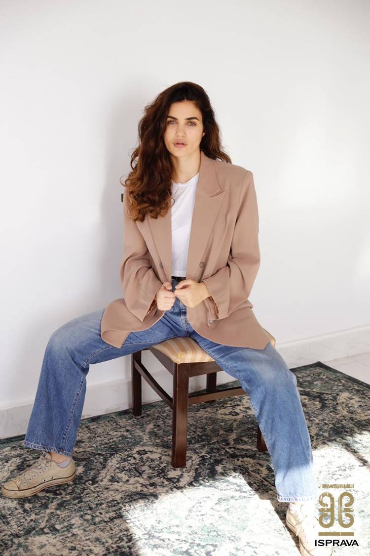 Isprava (@ispravaluxury) on Twitter photo She lives and breathes design, and although she has experienced luxury all around the world, she still finds beauty in the every day. For this month's newsletter we chat with model and fashion designer <a href="/Gabriella_Deme/">GabriellaDemetriades</a> isprava.com/2019/09/23/of-… She lives and breathes design, and although she has experienced luxury all around the world, she still finds beauty in the every day. For this month's newsletter we chat with model and fashion designer <a href="/Gabriella_Deme/">GabriellaDemetriades</a> isprava.com/2019/09/23/of-…
