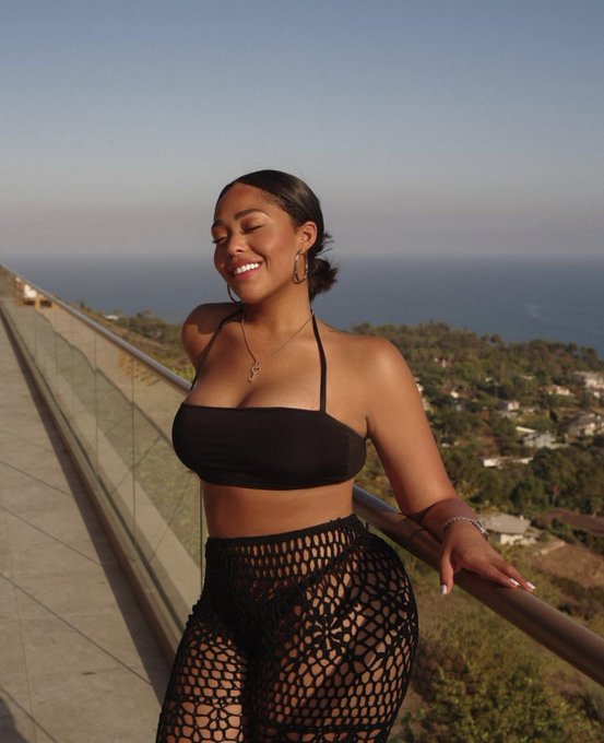 22 🖤 https://t.co/5cuUDTzLW5