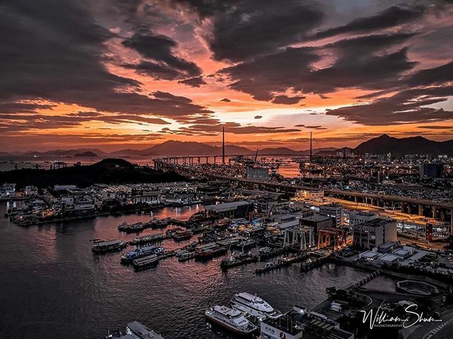 awesomehongkong's tweet photo. Repost @wshum28
・・・
#hongkong #pixelpanda_hk #explorehongkong  #hongkonginsta #hkphotography #lifewelltravelled #utravelhk #hkig #hkiger #unlimitedhongkong #igershk  #ighker #hkgram #instahk #ipschallenge #hongkongphotography #instameethk #huawei #as… https://t.co/IpcxetgftL https://t.co/PQGkEyN8VV