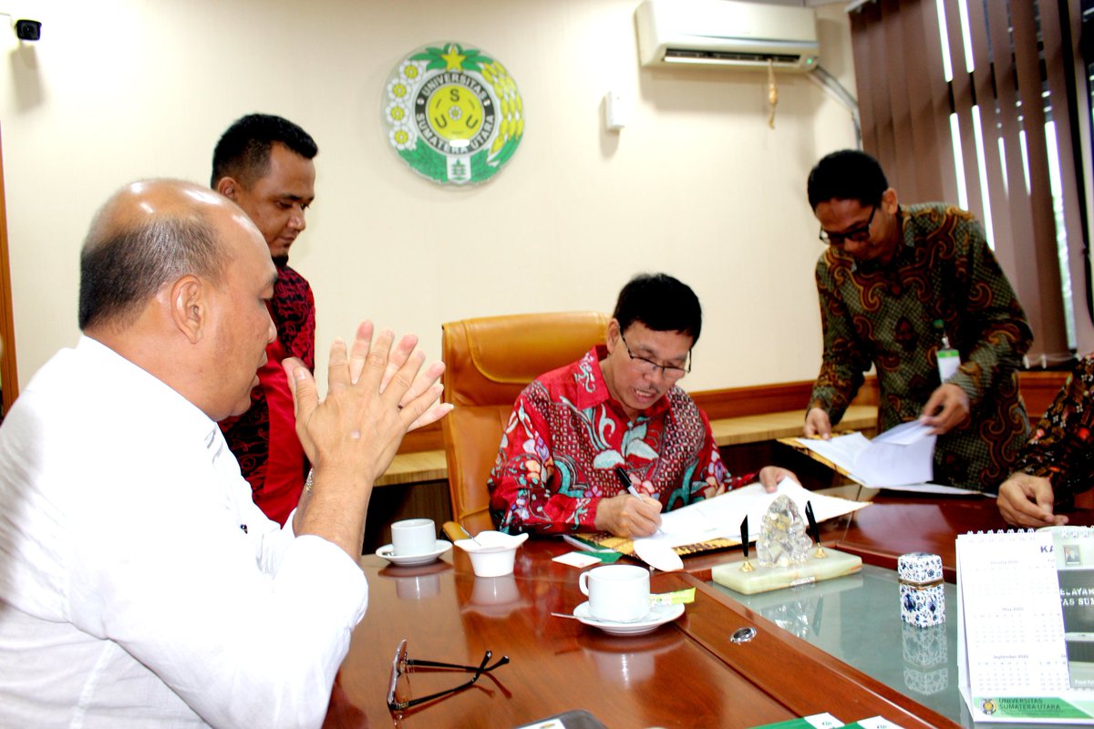 tobapulp_id's tweet photo. Hai Sahabat TPL!
IPTEKS USU melakukan kesepakatan kerjasama dengan PT Toba Pulp Lestari Tbk.
Untuk info lebih lanjut, klik link dibawah ini
https://t.co/6taWn0brZy
#sahabattpl #tobapulplestari #tpl #tplbersamamasyarakat #goodforcountry #usu #lestarian #teknologi #industri https://t.co/Ef0B3mRTY5