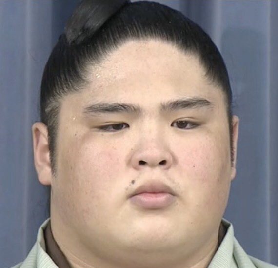 貴ノ富士の揉み上げが気になる Togetter 貴ノ富士の揉み上げが気になる Togetter