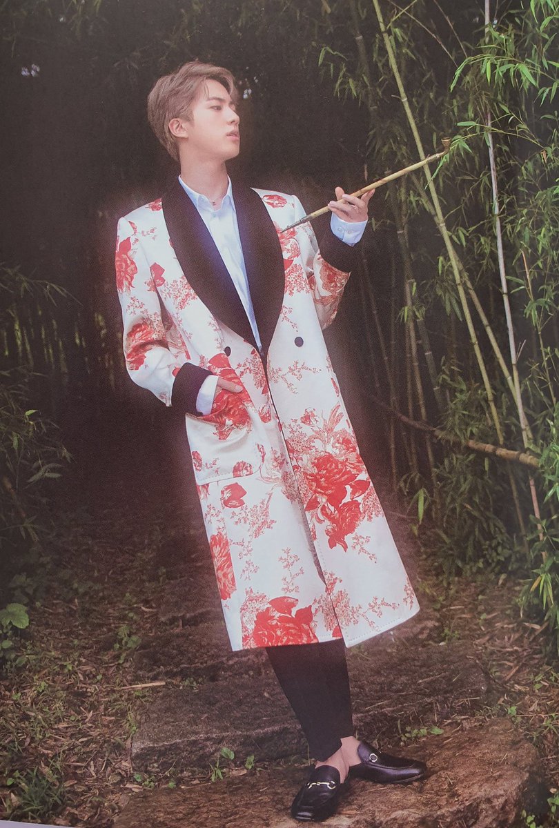 kimseokjinid_'s tweet photo. #SeokjinPict
Summer Package 2019
Preview (#JIN)
Our King Seokjin!! πβ€οΈπ
Β© VJIN_is_real
#λ°©νμλ
λ¨μ§ #Seokjin #SculptedFaceJin #ThirdFromTheLeft #GoldenRatioJin #WorldwideHandsome #BTS #JIN #λ°©νμλ
λ¨ #μ§ #μμ§ #κΉμμ§ @BTS_twt https://t.co/m5QgVLde0o