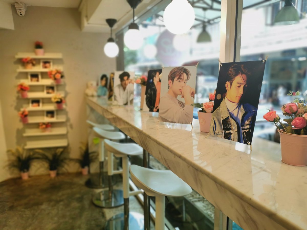 ได้มาแล้วร้านน่ารักมากกกกกกกกกก @beminepeachJY
#녕긔탱긔_생일이긔
#HeyGuysItsJinyoungDay
#HappyJinYoungDay
#HappyBirthdayJinyoung
#Jinyoung
#got7 @GOT7Official