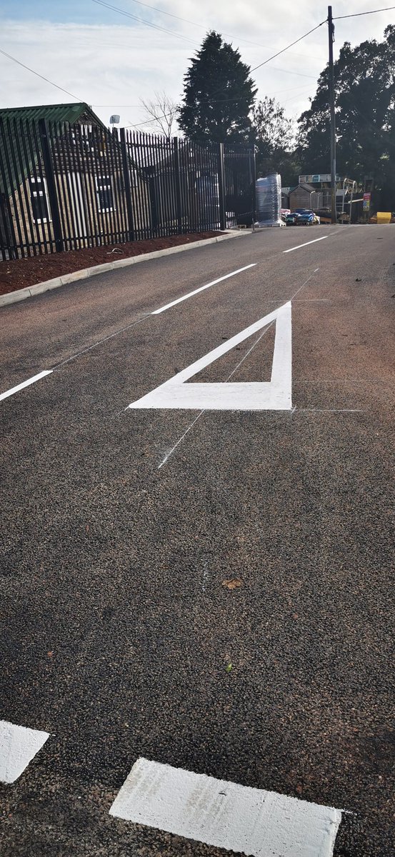 Aplus Road Markings Ltd tweet media