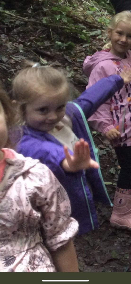 Iylajeant's tweet photo. Lilly really enjoyed her first school trip yesterday, she loved telling me things she had done throughout the day and what she saw. 😌 @canadahilloak https://t.co/5vF7uy1Kk6