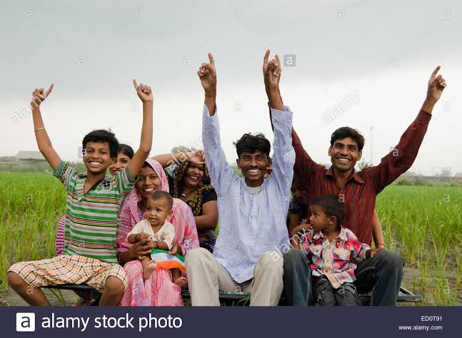 Lal__Chand's tweet photo. Imagine the heartfelt smile on the face of ten thousands of genuine aspirants 
Imagine the blessings of lakhs of their dependents 
Imagine their relieved smile 
These are all real sir 
You people can do it 
#PrioritizeCGL17
@NandanNilekani 
@vijaybhatkar 
@rkarandikar https://t.co/CBOFAhCn4U