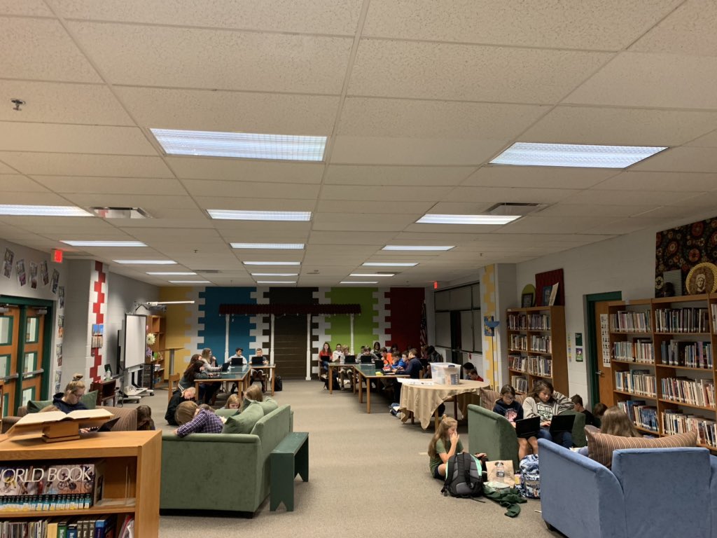 mcgatlin's tweet photo. If you open it they will come!

Our media center is a silent study hall in the mornings and boy-o-boy do our S use it @LoftisMiddle @HCSNorthRiver #StudySkills https://t.co/xFHfrmWxen