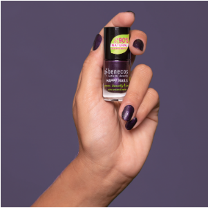 BenecosSpain's tweet photo. ¿Te atreves con Galaxy @BenecosSpain ?💅💜😃 Queda genial y más aún, sabiendo que todas nuestras lacas de uñas son veganas, libres de gluten y con más del 90% de ingredientes naturales!! https://t.co/QAlO9i61GJ