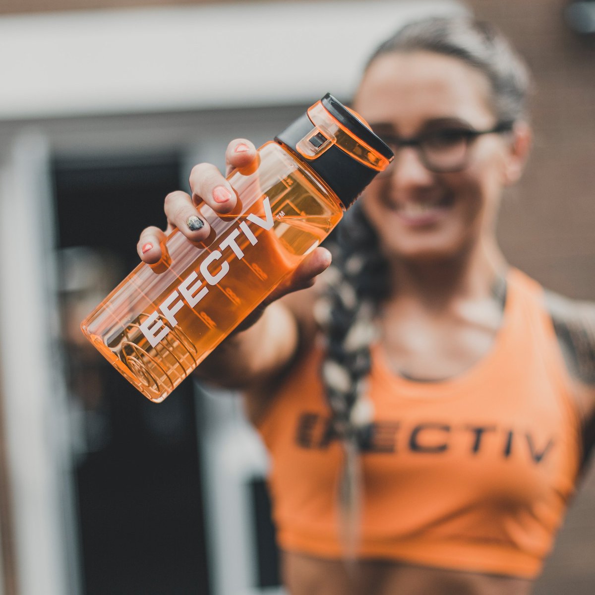 EfectivNutri's tweet photo. Cheers to the weekend 😀

#EfectivNutrition #HybridSportsBottle https://t.co/0EtsmvzyYt