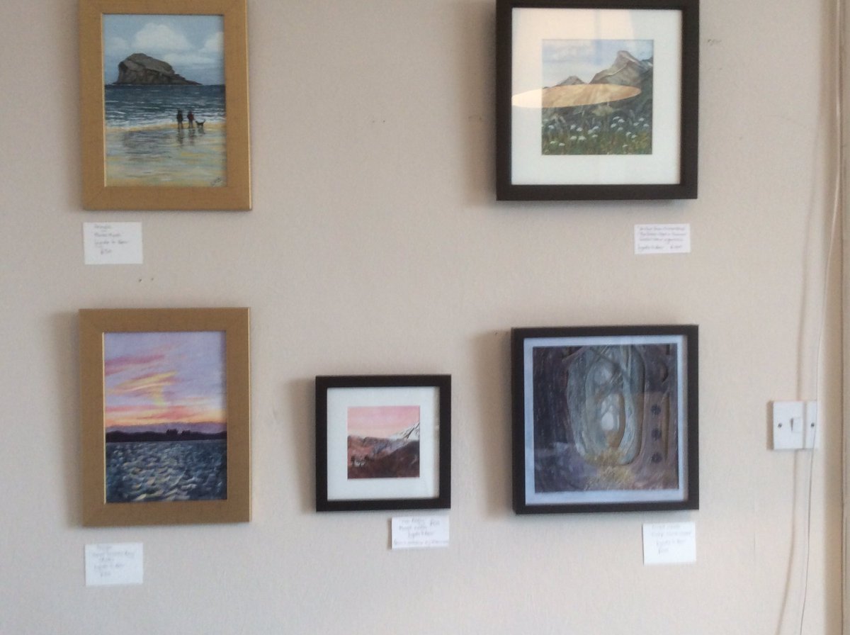 BeerLynda's tweet photo. Finally finished arranging my work to show in Cowal Open Studios.Friday  12 .00 to 18.00,  Saturday through to Monday 10.00 to 17.00. Venue 15 https://t.co/hm1QQhpUor