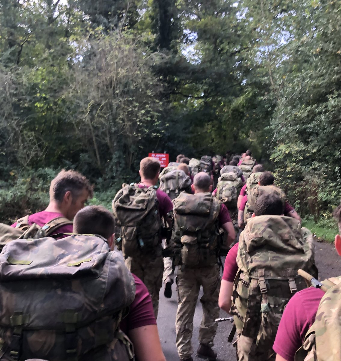 AFGFelton's tweet photo. It’s Friday, so obviously we are in Friday Woods on PT. “Prepare to double, double march!” 🆎 #pegasusethos #airbornegunners #physicalfitness #challengingtraining #airborne #fitness #physicaltraining https://t.co/vfM5qZWGup