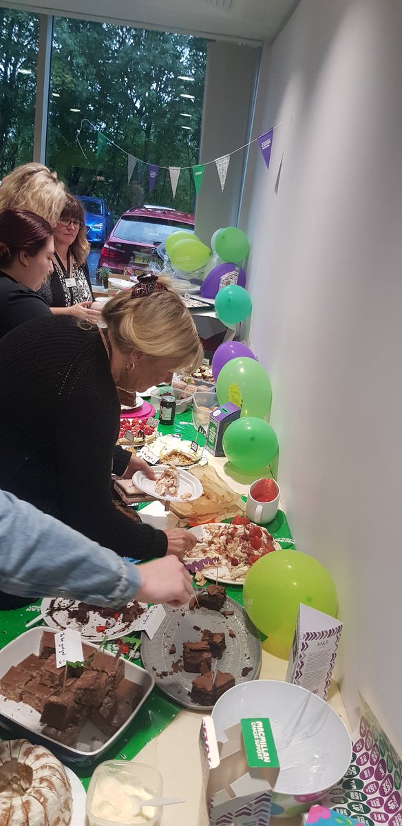 manolobabe's tweet image. Before and After!! Good times, Excellent day at @placesforpeople Property Services and CSC taking part for a great cause @macmillancancer #SPIRIT #cakesale #cakeislife #lovemyjob