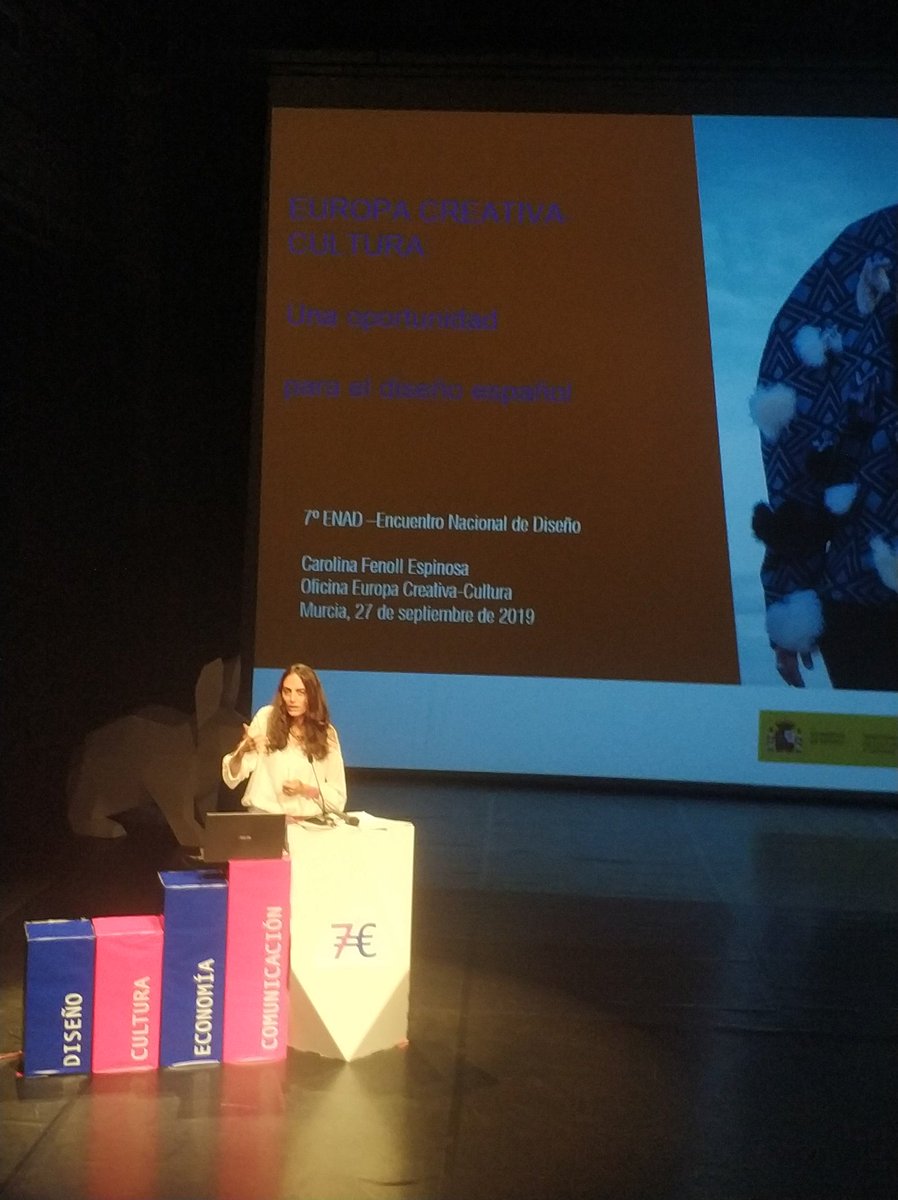 Titisclothing's tweet photo. En el Encuentro Nacional de Diseño #7ENAD #designread escuchando diferentes estrategias de diseño lanzadas desde las instituciones públicas y privadas a nivel nacional. https://t.co/5PmxUubsiM