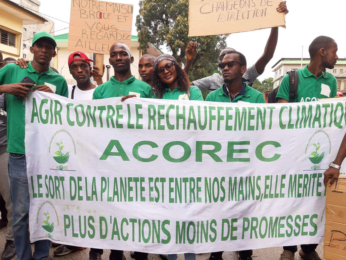 BaldeBhk's tweet photo. @ACORECGN Une participation de l'ONG #ACOREC à la marche mondiale pour le climat.
#Notre Planète est menacée il est temps d'agir.
#Nous sommes des volontaires, on s'engage pour le climat.
#ACOREC,
#CIPAD,
#PRONG. https://t.co/ZCA10RLGvb