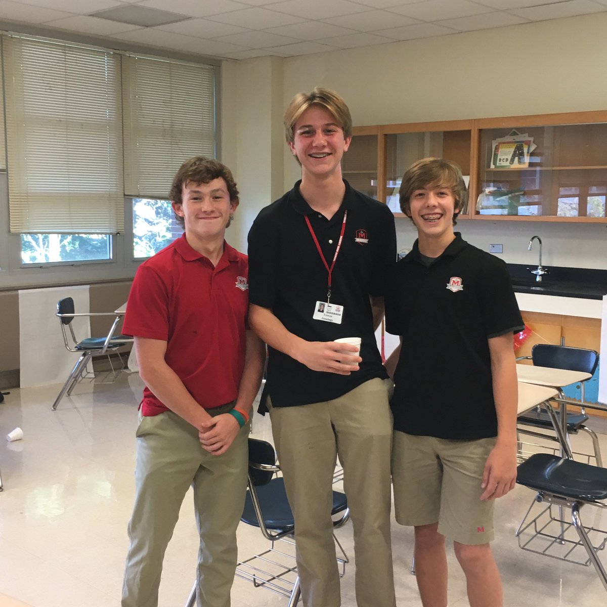 RedHawk_Spanish's tweet image. Congrats to our winning teams from this Wednesday. 
1. Jaime’s Team
2 Las Matalians

Gracias a tod@s that came to participate and came to judge!