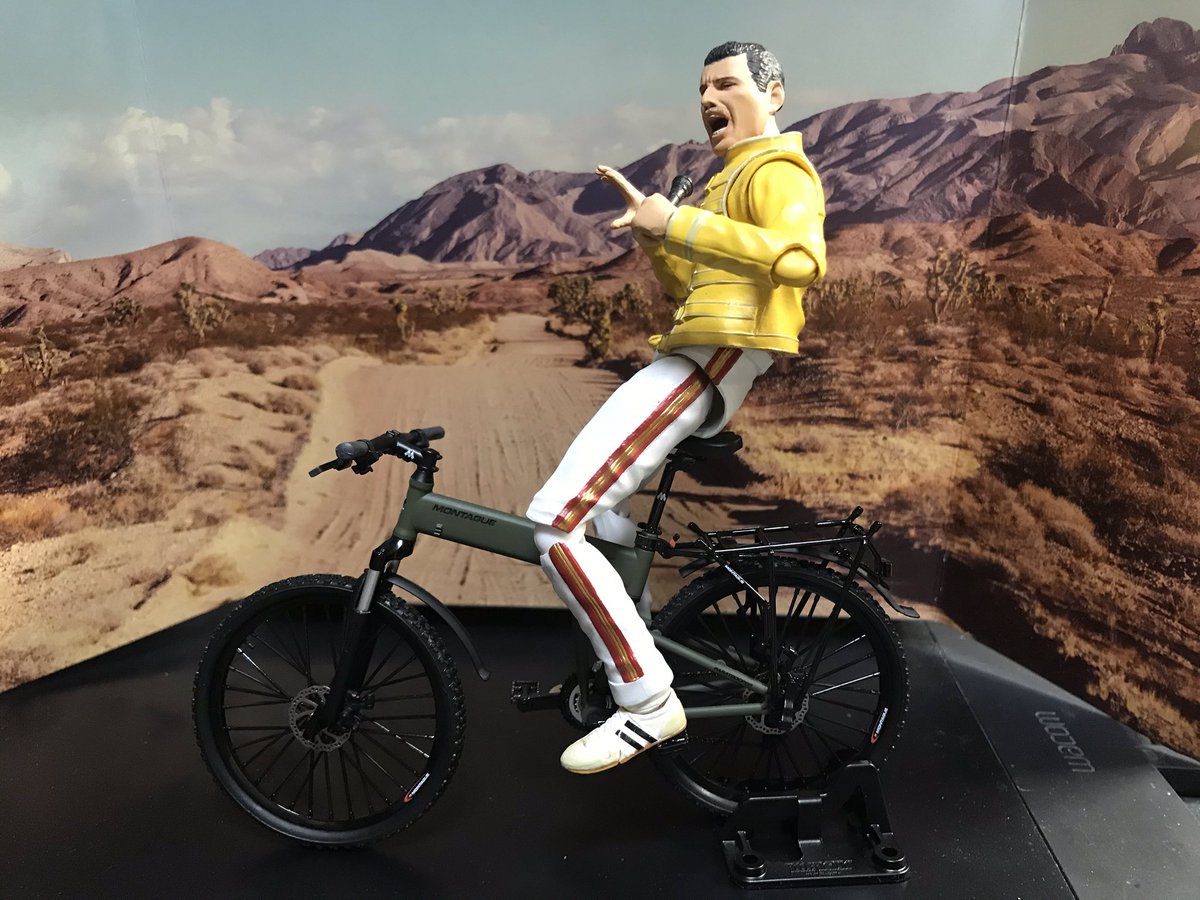 香深村れん Ar Twitter リトルアーモリーのモンタギューパラトルーパー 自転車 来た