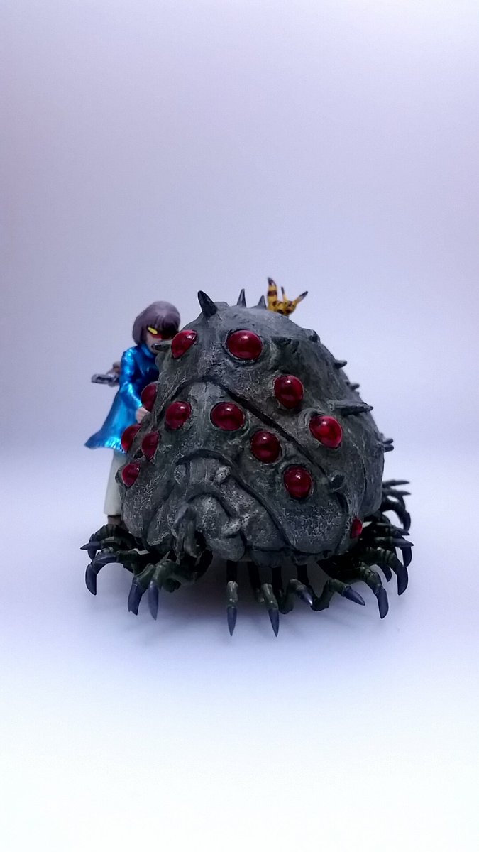 キャラメルマン8 0 王蟲を怒らせてみたけど 目より腹の破壊力が凄い ナウシカの顔というか眼が何度やっても上手くいかないので ツインアイのシールで 赤影 王蟲