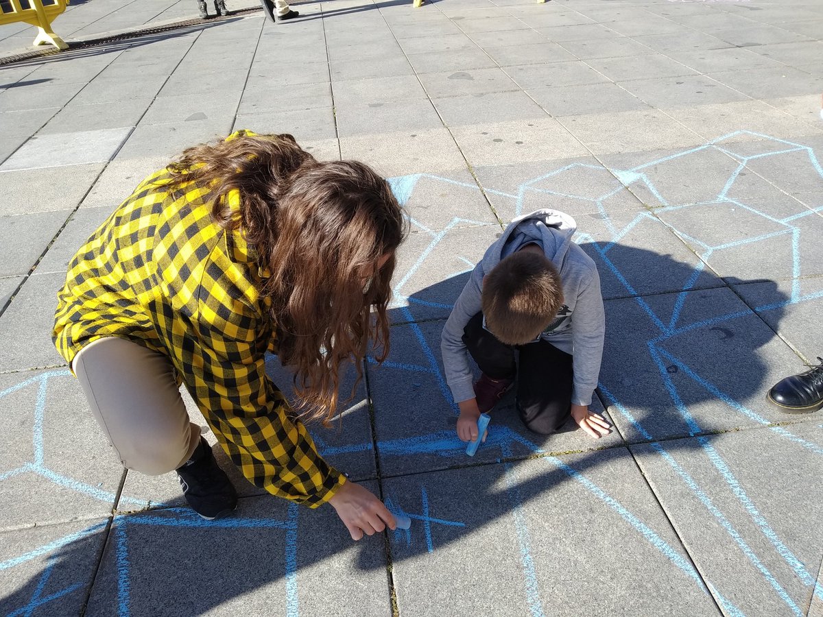 casagrande_la's tweet photo. La Casa Grande en acción contra el cambio climático. Asistimos junto con otras asociaciones a una actividad dentro de la semana contra el cambio climático. La actividad ha sido realizada por #LaCasadeAbril.
#enaccioncontraelcambioclimatico
#cuidemosnuestroplaneta
#lacasagrande https://t.co/oQoeDujTx2