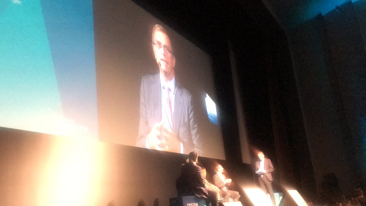 Car_Carbotti's tweet photo. At #NPLMeeting @giovannigigli sottolinea come sugli UtP siamo alla vigilia di un ciclo come รจ avvenuto sugli NPL. Questo al grande evento dell'anno di @BancaIFIS
#runthebusiness https://t.co/O4fVIr2nNv