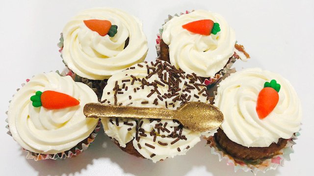 Enjoying some lovely homemade cakes from the <a href="/macmillancancer/">Macmillan Cancer Support</a> coffee morning today @BHR_hospitals  #macmillancoffeemorning