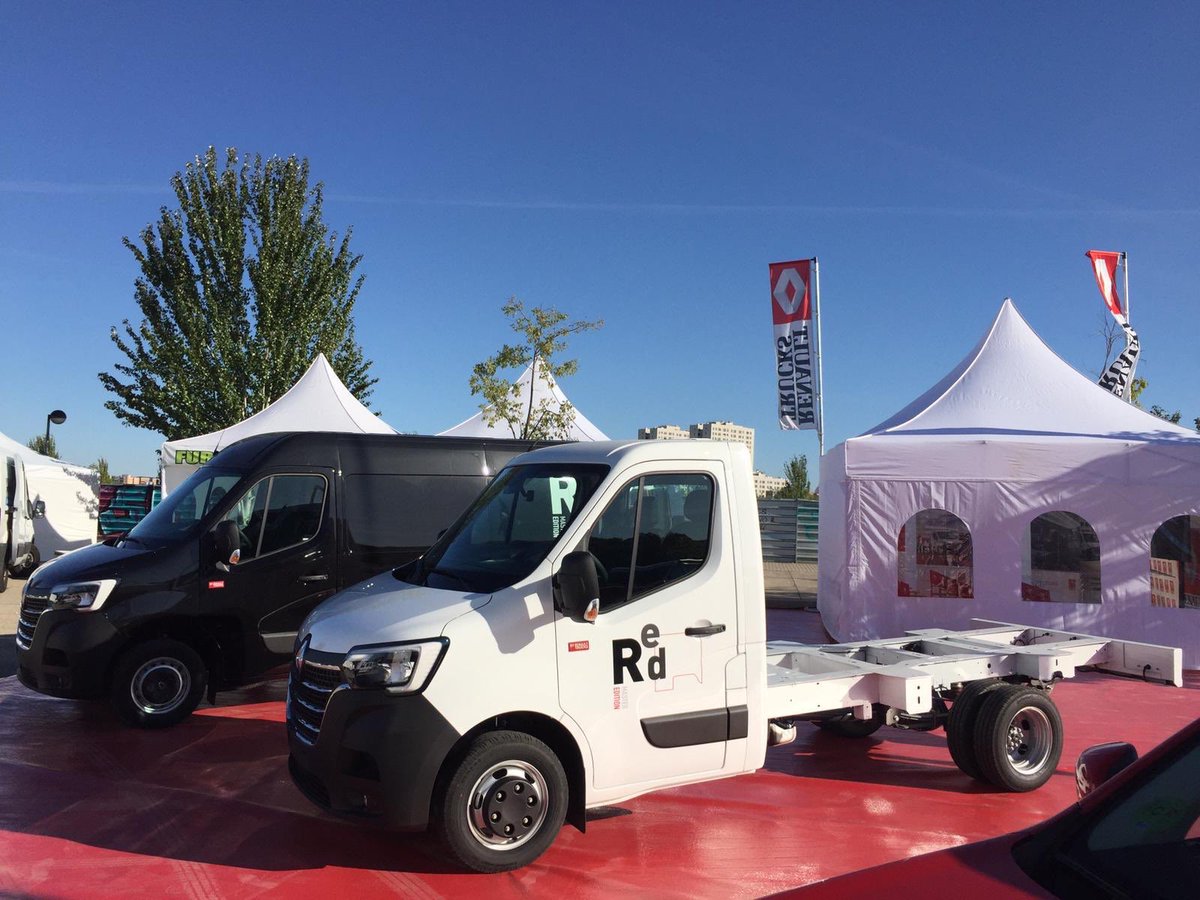 RenaultTrucksEs's tweet photo. Hoy presentación de la nueva gama Renault Master by #RenaultTrucks en #Furgomadrid https://t.co/ljWyWvPuUD