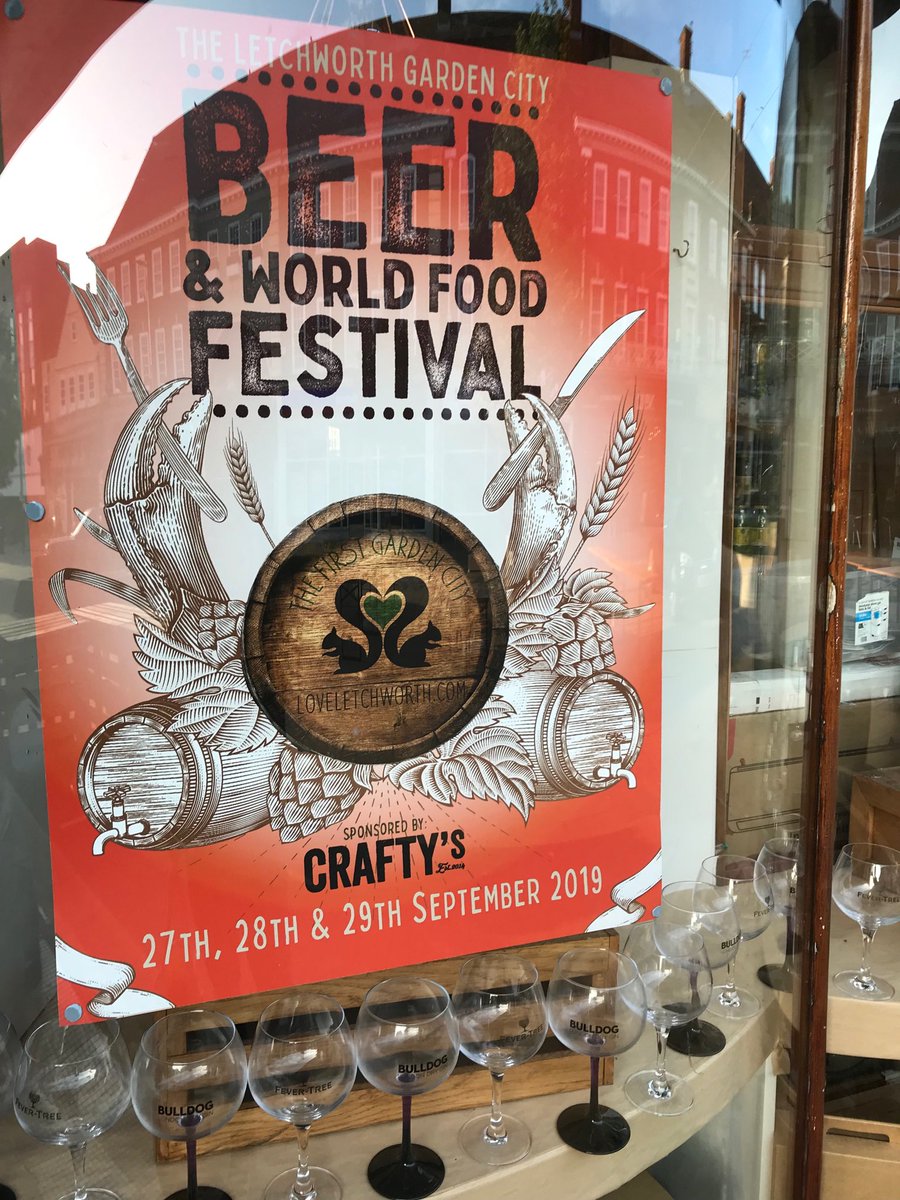 HirdaboutNectar's tweet photo. Watching the marquee being built for the Letchworth Garden City Beer and World Food Festival that starts #tonight ! #HappyFriday #Craftbeer #worldbeer #streetfood ⁦@craftysbeer⁩ ⁦@krombacherUK⁩ https://t.co/476iDYBAOR