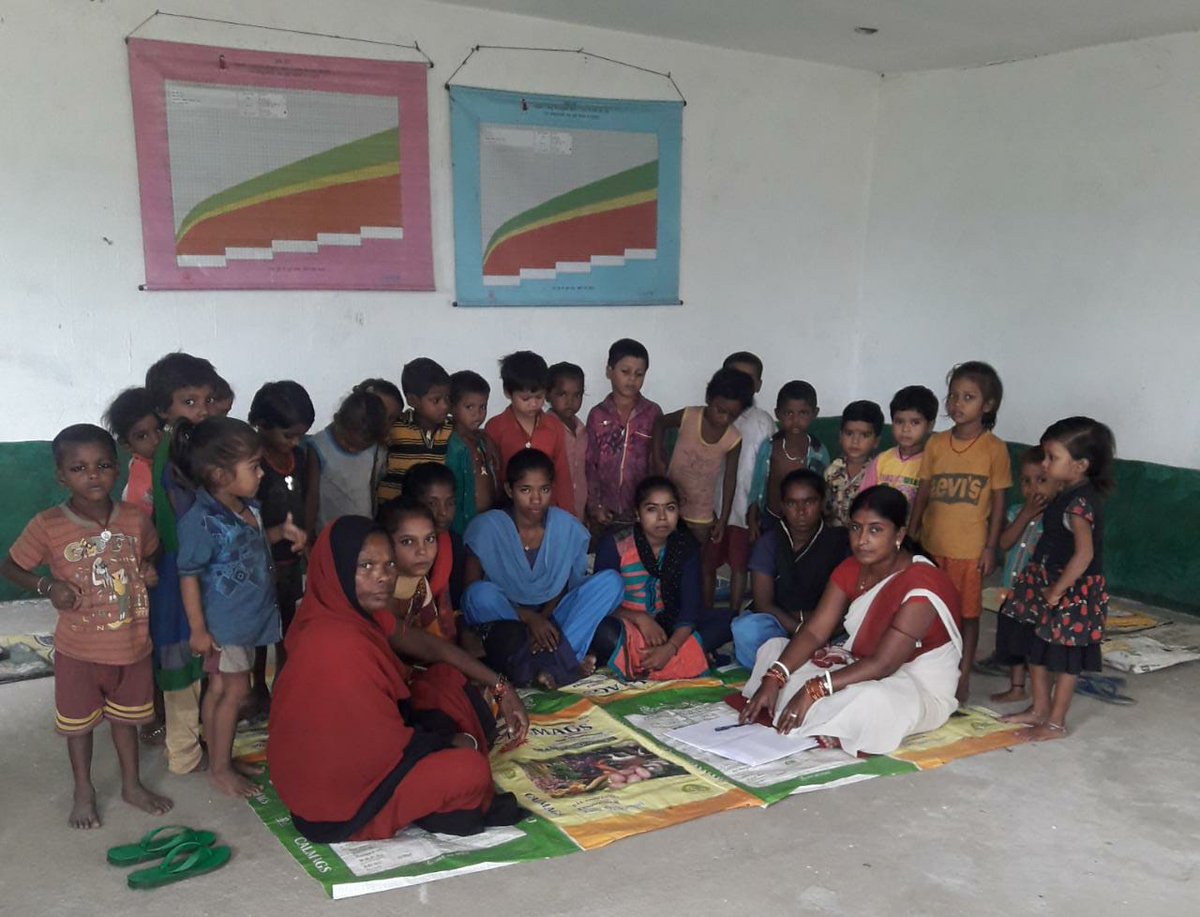 SbpPurnea's tweet photo. On 26th September 2019, Meeting with adolescent girls took place in B.kothi Block of Purnea district.@smritiirani @rahulias6 @POSHAN_Official @BRPOSHAN #PoshanMaah https://t.co/jRiqV4jXJ0
