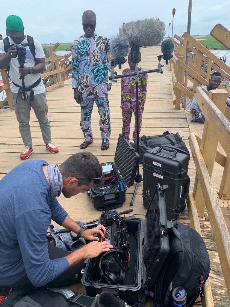 ROBISA's tweet photo. #JesusCano y su equipo ya están rodando su nueva aventura y como siempre confiando sus equipos en las maletas #PELI, garantizadas de por vida.
Conoce todas nuestras maletas en: https://t.co/KTLIsCoedB
#Peli #Robisa https://t.co/aK3fcwVWUd