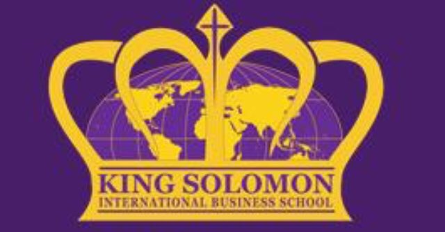KESSPB's tweet photo. KESSP is now working with three local secondary schools @Broadway_School @AstonManorAcad @KSA_Secondary in our sports leaders' academy to give young people the opportunity to lead Primary competitions in Aston @YourSchoolGames @YouthSportTrust #volunteering #sportingfuture https://t.co/fSkbv4aNbQ