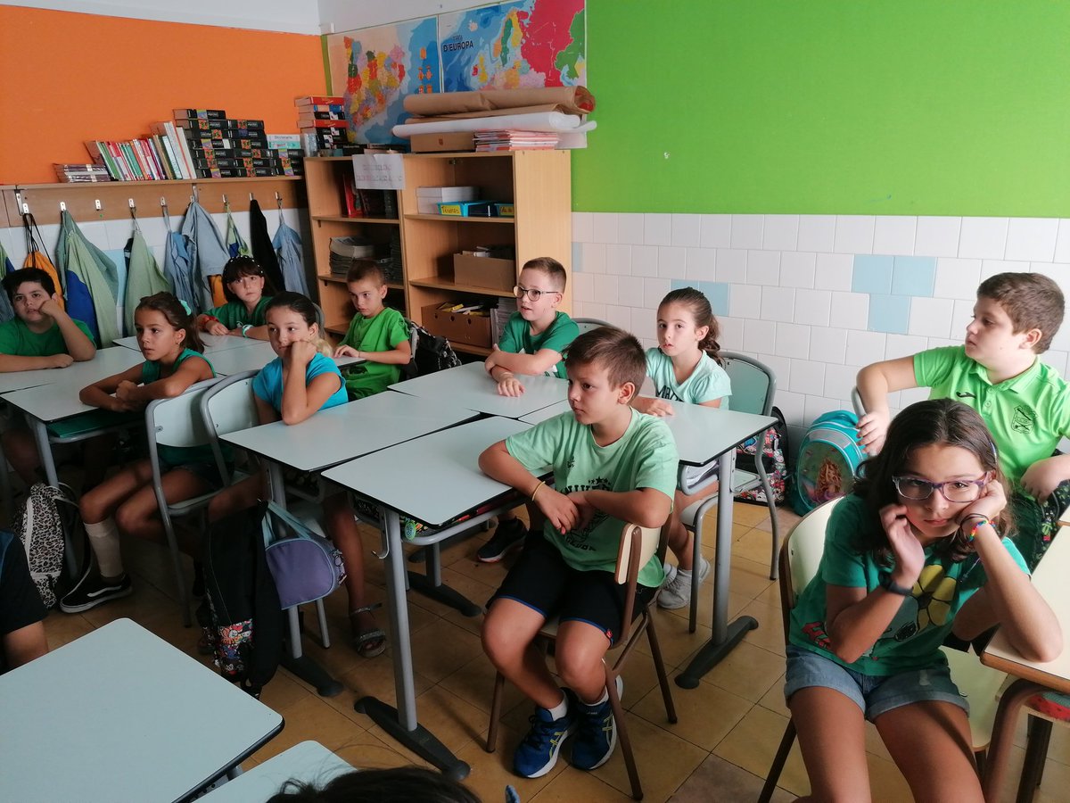 mrullo1's tweet photo. Avui parlem del canvi climàtic. Efecte hivernacle, escalfament global. Què podem fer nosaltres.
Hem de protegir el nostre planeta! 
@escolamdcprat #canviclimatic #elprat #escoleverdes #infoK https://t.co/VUQMiKOsu1