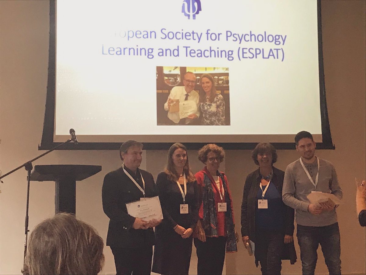 RobertMcQuade_'s tweet photo. So sad to be stepping down from @esplatorg today, but v proud of all that’s been achieved these past 2 years in establishing this society - #ESPLAT2019 has been the perfect way to round things off. Wishing the new EC all the best in continuing the #ESPLAT mission. 🤝 https://t.co/M7Zqcrkh1Q