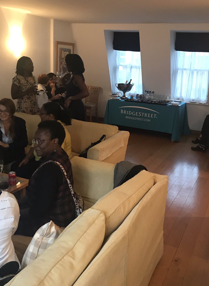 JessicaLand89's tweet photo. Such a great evening meeting some of the lovely PAs from @PALifeMag at our flagship property #BridgesStreetKingsWardrobe https://t.co/4p59U37bUQ