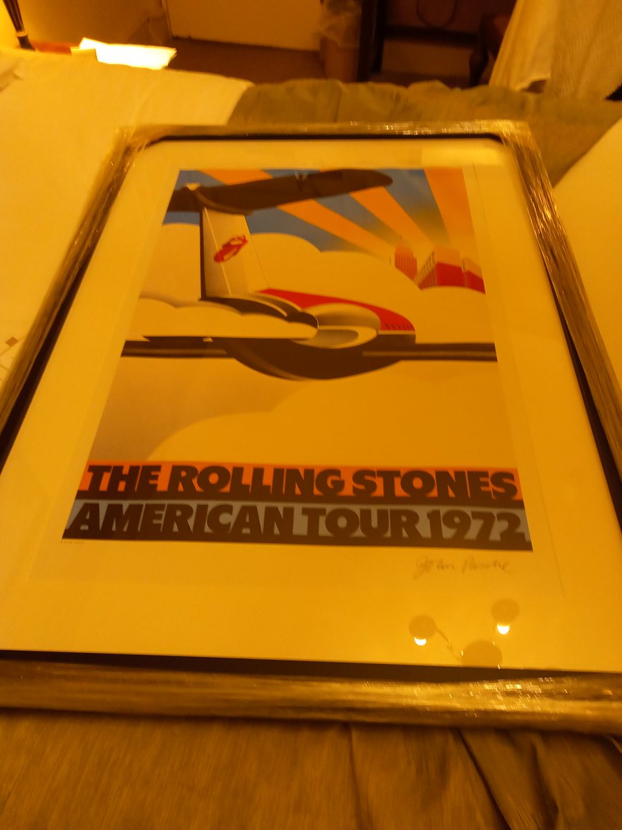 JonSalmon2's tweet photo. Preparing for another bracing day sailing in the @HighlandMarktng team in the @TheSiliconCup Regatta #sailing #charity #networking Secured this #RollingStones beauty in last night's auction! 😝😜 https://t.co/sprbTpryWP