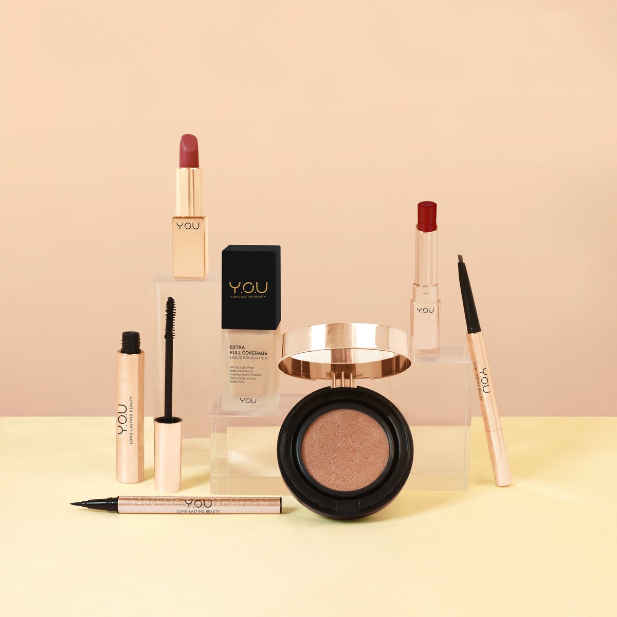 youbeauty_id's tweet photo. Y.O.U The Gold One series, rangkaian makeup lengkap yang nyaman di gunakan sehari-hari
Kamu sudah punya yang mana aja nih #beYOUtygirl ? π§‘
#YOUmakeups #TheGoldOne #EmbraceEverySidesofYOU https://t.co/i82ezyLP0n