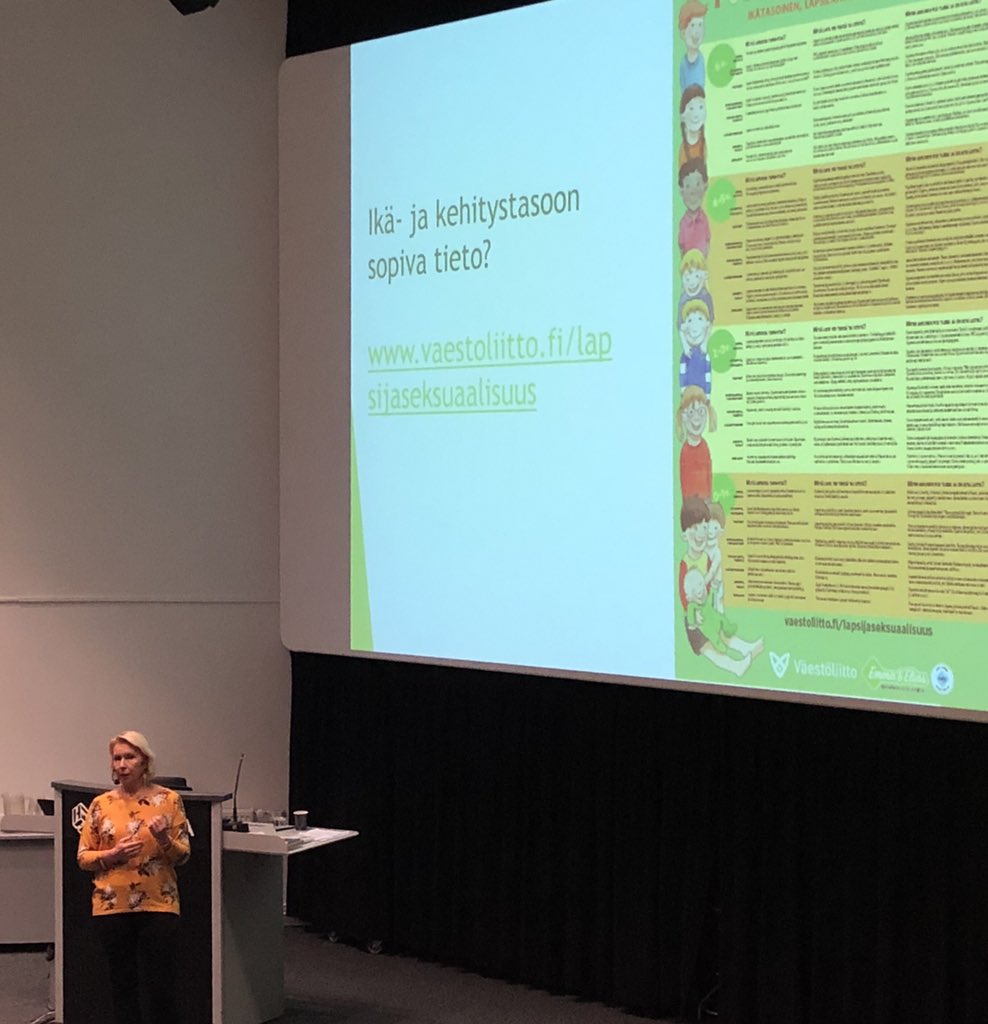 Miten puhua lapsille ja nuorille #seksuaalikasvatus asioista olematta nolo ja vaivaannuttava - vanhempana olet nolo joka tapauksessa eli anna mennä vaan! Lapset tarvitsevat tietoa. <a href="/CacciatoreRaisa/">Raisa Cacciatore</a> <a href="/Vaestoliitto/">Väestöliitto</a>  #AVIkouluttaa #hyvinvoivatnuoret <a href="/AVItwiittaa/">Aluehallintovirasto</a>