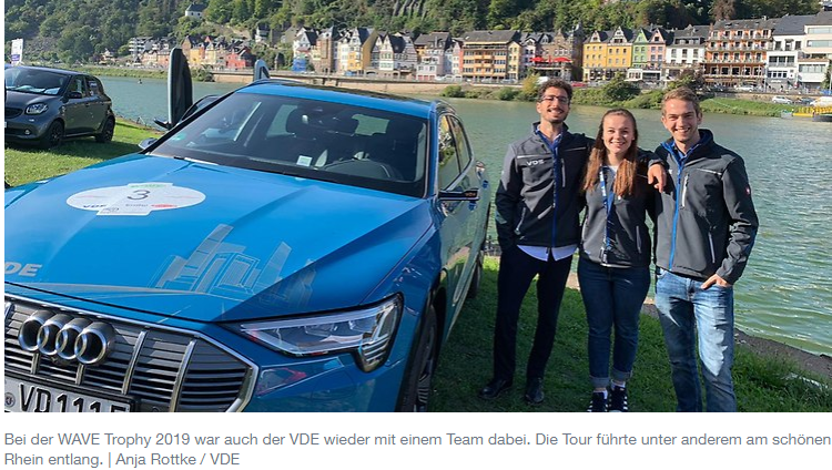 VDE_Group's tweet photo. VDE-Team bei weltweit größter E-Rally WAVE Trophy Germany 2019 dabei - in 8 Tagen mit Elektrofahrzeugen quer durch Deutschland. Ein Rückblick: https://t.co/mD5aGYkU9Z #wavetrophy #mobility #emobility @BMWi_Bund #elektroauto https://t.co/HMbGtxONi0