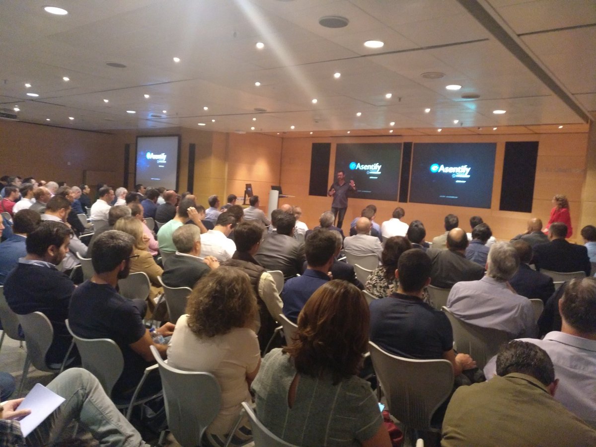 Lleno total #evento <a href="/IBM_ES/">IBM España</a> #IBMBlockchain Ecosystem Summit en IBMCCMadrid @IBMCCtr