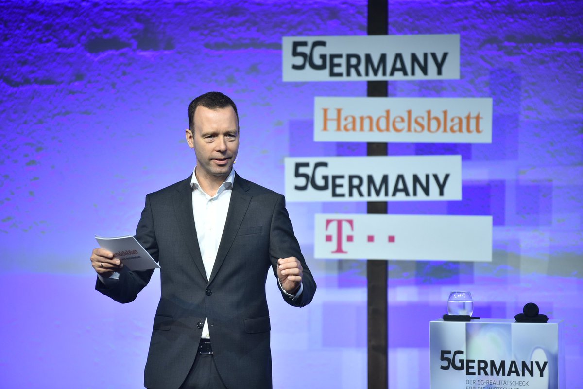 "Wir erleben mit 5G echte Disruption in Hochgeschwindigkeit. Schumpeter hoch 2." <a href="/SvenAfhueppe/">Sven Afhüppe</a> #5Germany